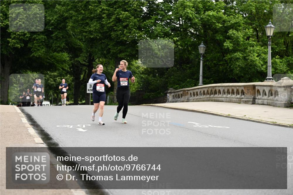 14.06.2026 - REWE Women's Run Dr. Thomas Lammeyer http://msf.ph/oto/9766744 14.06.2026 09:42:16 Laufen 3, 10960 meine-sportfotos.de