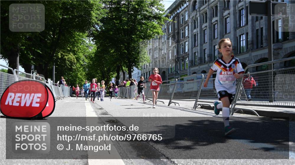 14.06.2026 - REWE Women's Run J. Mangold http://msf.ph/oto/9766765 14.06.2026 11:38:17 Ziel 150, 161, 186, 195, 197, 210, 332, 347, 349, 353, 371 meine-sportfotos.de