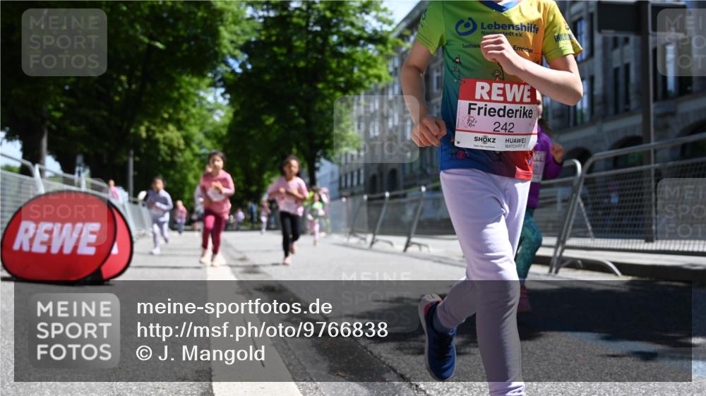 14.06.2026 - REWE Women's Run J. Mangold http://msf.ph/oto/9766838 14.06.2026 11:38:25 Ziel 109, 134, 143, 144, 161, 191, 213, 217, 219, 242, 308, 338, 349, 360 meine-sportfotos.de