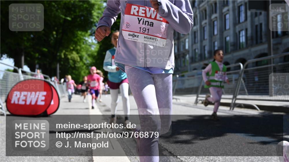 14.06.2026 - REWE Women's Run J. Mangold http://msf.ph/oto/9766879 14.06.2026 11:38:29 Ziel 109, 143, 144, 191, 213, 217, 219, 229, 230, 231, 242, 308, 338, 360 meine-sportfotos.de