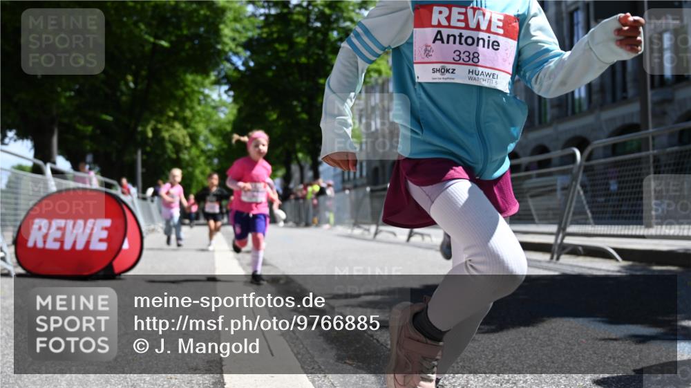 14.06.2026 - REWE Women's Run J. Mangold http://msf.ph/oto/9766885 14.06.2026 11:38:30 Ziel 109, 143, 144, 191, 213, 217, 219, 229, 230, 231, 285, 286, 308, 338 meine-sportfotos.de