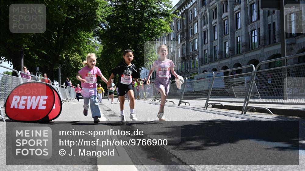 14.06.2026 - REWE Women's Run J. Mangold http://msf.ph/oto/9766900 14.06.2026 11:38:32 Ziel 109, 191, 213, 217, 219, 223, 229, 230, 231, 285, 286, 308, 338 meine-sportfotos.de