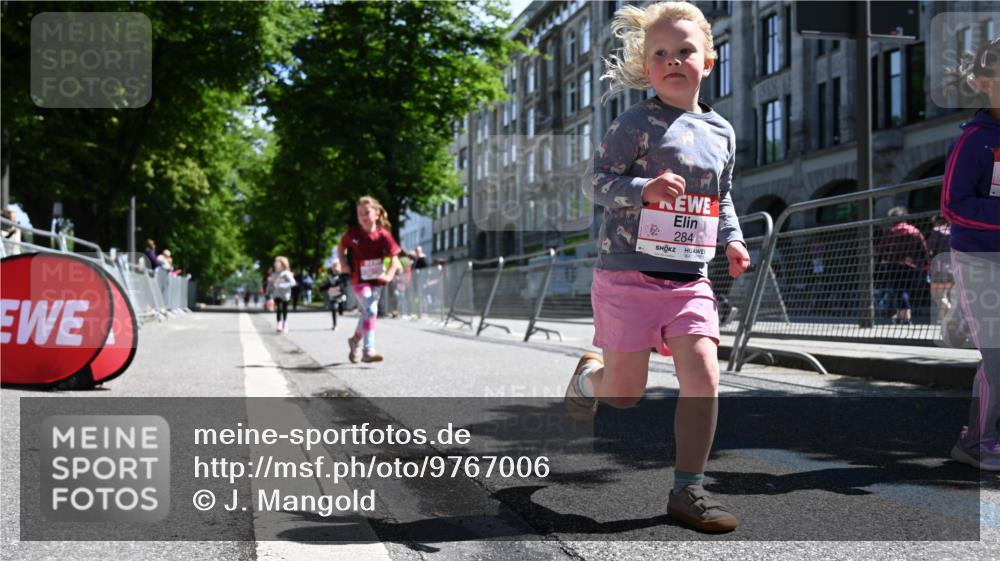 14.06.2026 - REWE Women's Run J. Mangold http://msf.ph/oto/9767006 14.06.2026 11:38:50 Ziel 202, 243, 284, 291, 366 meine-sportfotos.de