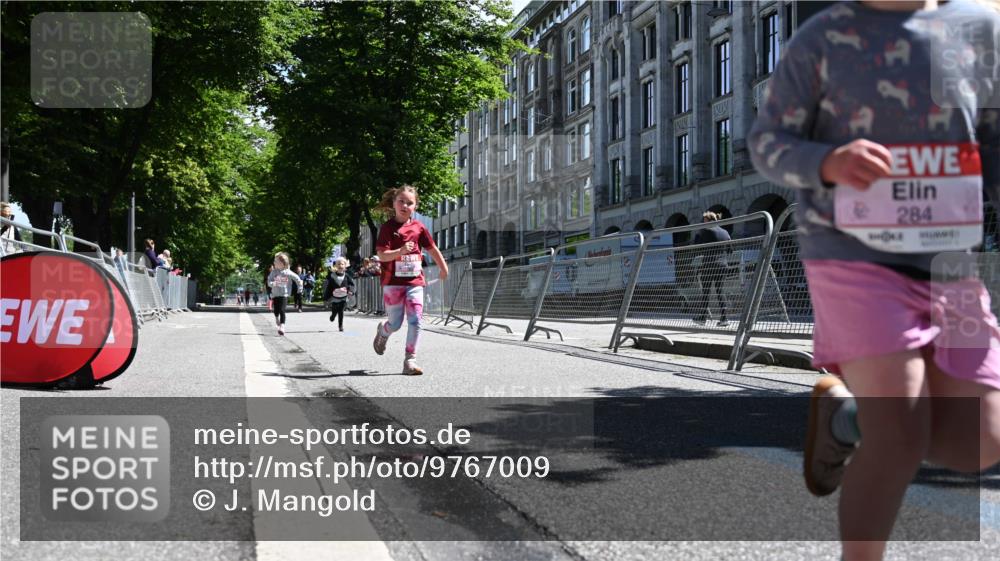 14.06.2026 - REWE Women's Run J. Mangold http://msf.ph/oto/9767009 14.06.2026 11:38:50 Ziel 202, 243, 284, 291, 366 meine-sportfotos.de