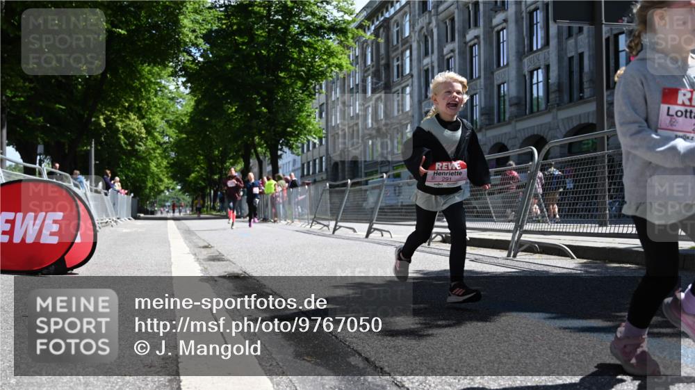 14.06.2026 - REWE Women's Run J. Mangold http://msf.ph/oto/9767050 14.06.2026 11:38:54 Ziel 218, 222, 243, 291, 366 meine-sportfotos.de
