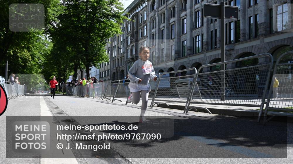 14.06.2026 - REWE Women's Run J. Mangold http://msf.ph/oto/9767090 14.06.2026 11:39:18 Ziel 118 meine-sportfotos.de