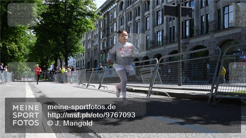 14.06.2026 - REWE Women's Run J. Mangold http://msf.ph/oto/9767093 14.06.2026 11:39:19 Ziel 118 meine-sportfotos.de