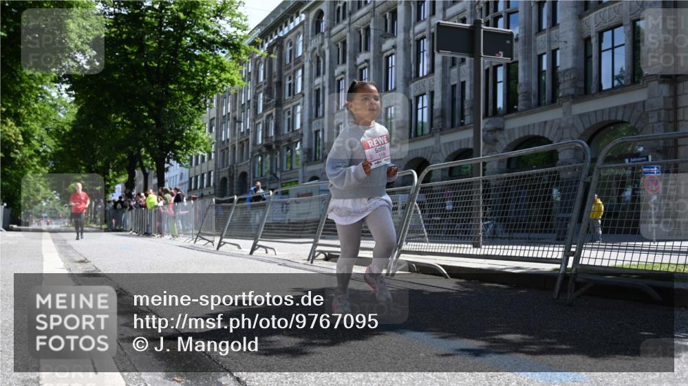 14.06.2026 - REWE Women's Run J. Mangold http://msf.ph/oto/9767095 14.06.2026 11:39:19 Ziel 118 meine-sportfotos.de