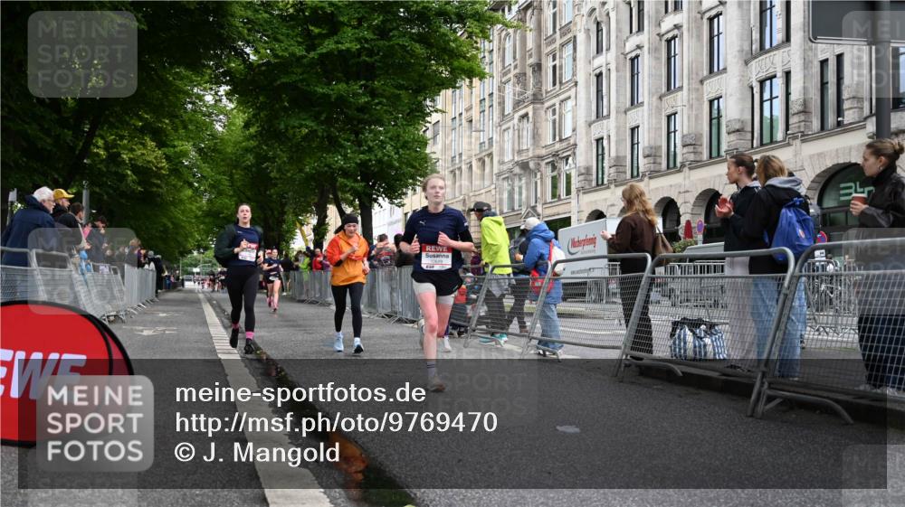 14.06.2026 - REWE Women's Run J. Mangold http://msf.ph/oto/9769470 14.06.2026 09:52:34 Ziel 10278, 10490, 10629, 10686, 11123, 11485 meine-sportfotos.de