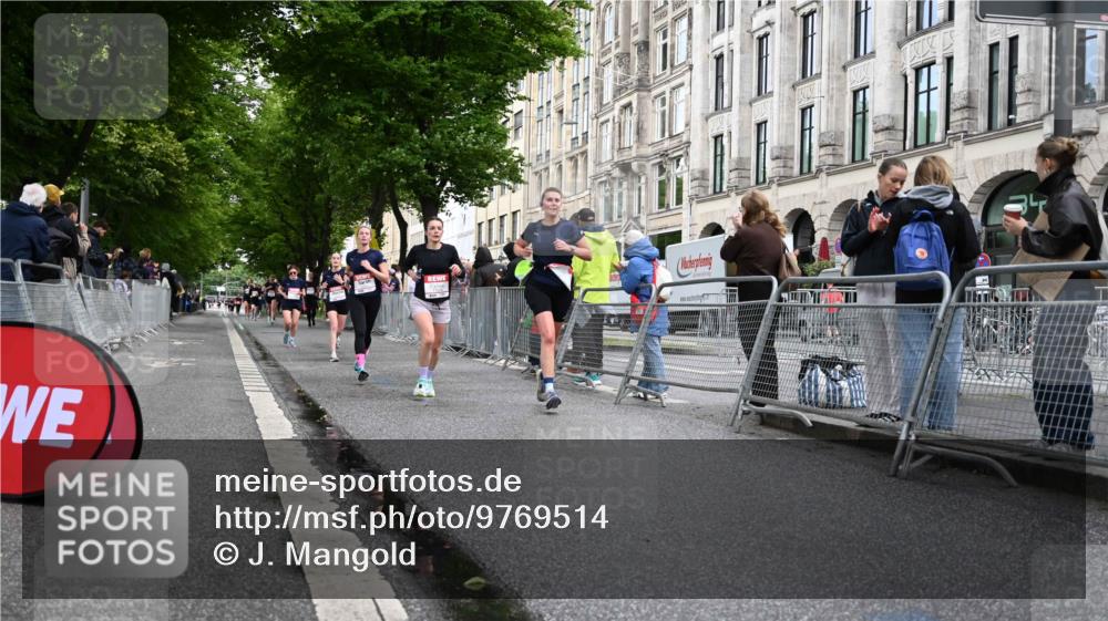 14.06.2026 - REWE Women's Run J. Mangold http://msf.ph/oto/9769514 14.06.2026 09:52:50 Ziel 10693, 10943, 11173, 11416, 11510 meine-sportfotos.de