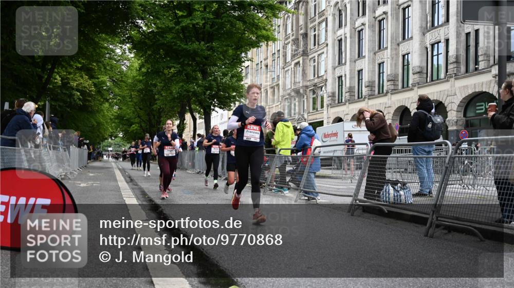 14.06.2026 - REWE Women's Run J. Mangold http://msf.ph/oto/9770868 14.06.2026 09:57:09 Ziel 10075, 10173, 10226, 10377, 10802, 10901, 11131, 11262, 11276, 11423 meine-sportfotos.de