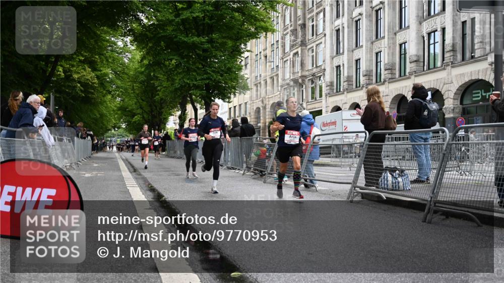 14.06.2026 - REWE Women's Run J. Mangold http://msf.ph/oto/9770953 14.06.2026 09:57:31 Ziel 10193, 10291, 10608, 11417 meine-sportfotos.de