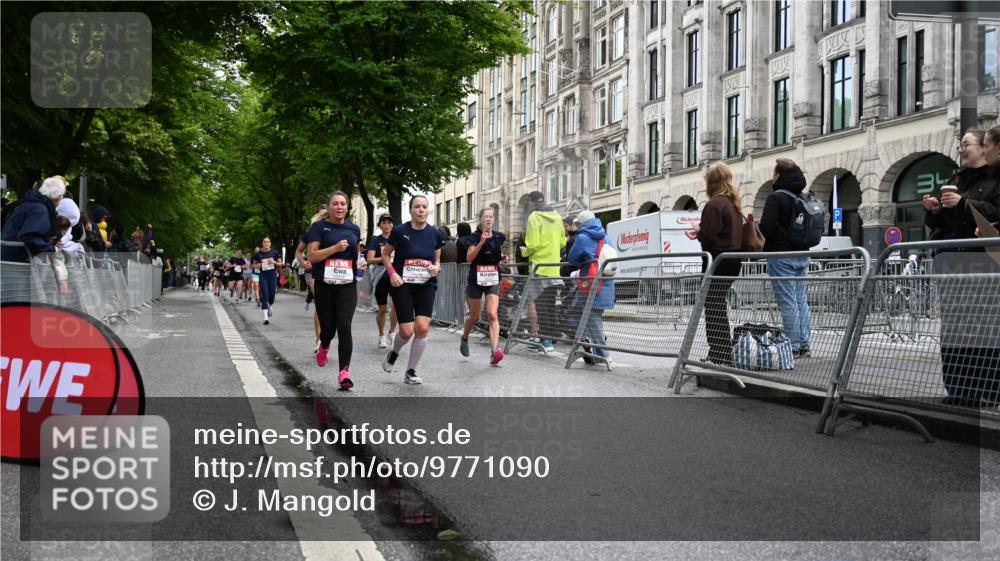 14.06.2026 - REWE Women's Run J. Mangold http://msf.ph/oto/9771090 14.06.2026 09:57:56 Ziel 10338, 10423, 10552, 10706, 11095, 11160, 11240, 11248, 11528 meine-sportfotos.de