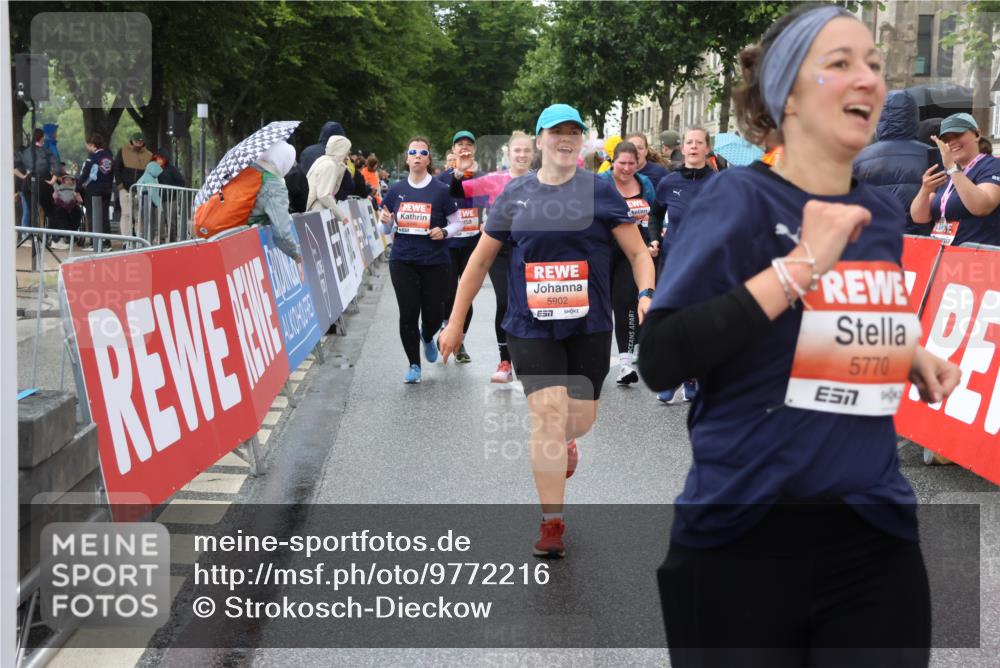 14.06.2026 - REWE Women's Run Strokosch-Dieckow http://msf.ph/oto/9772216 14.06.2026 11:10:01 Ziel 5060, 5061, 5063, 5145, 5197, 5246, 5278, 5465, 5472, 5533, 5559, 5770, 5855, 5902, 5926 meine-sportfotos.de