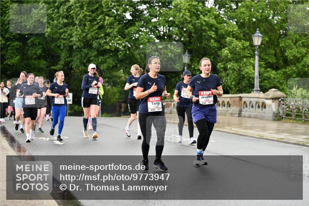 14.06.2026 - REWE Women's Run Dr. Thomas Lammeyer http://msf.ph/oto/9773947 14.06.2026 09:53:48 Laufen 11445, 10596 meine-sportfotos.de