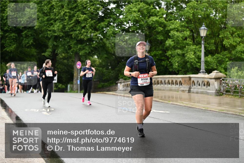 14.06.2026 - REWE Women's Run Dr. Thomas Lammeyer http://msf.ph/oto/9774619 14.06.2026 09:55:32 Laufen 10829, 7 meine-sportfotos.de