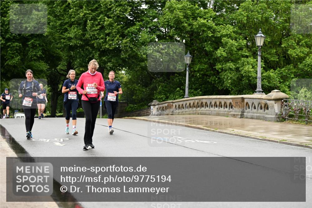 14.06.2026 - REWE Women's Run Dr. Thomas Lammeyer http://msf.ph/oto/9775194 14.06.2026 09:57:20 Laufen 11100 meine-sportfotos.de