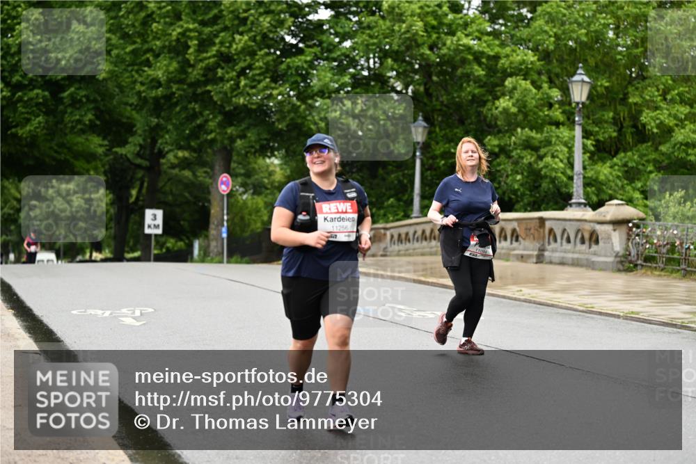 14.06.2026 - REWE Women's Run Dr. Thomas Lammeyer http://msf.ph/oto/9775304 14.06.2026 09:57:33 Laufen 11256, 57 meine-sportfotos.de