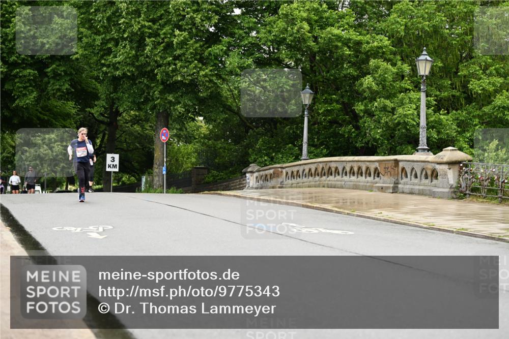 14.06.2026 - REWE Women's Run Dr. Thomas Lammeyer http://msf.ph/oto/9775343 14.06.2026 09:57:55 Laufen 3 meine-sportfotos.de