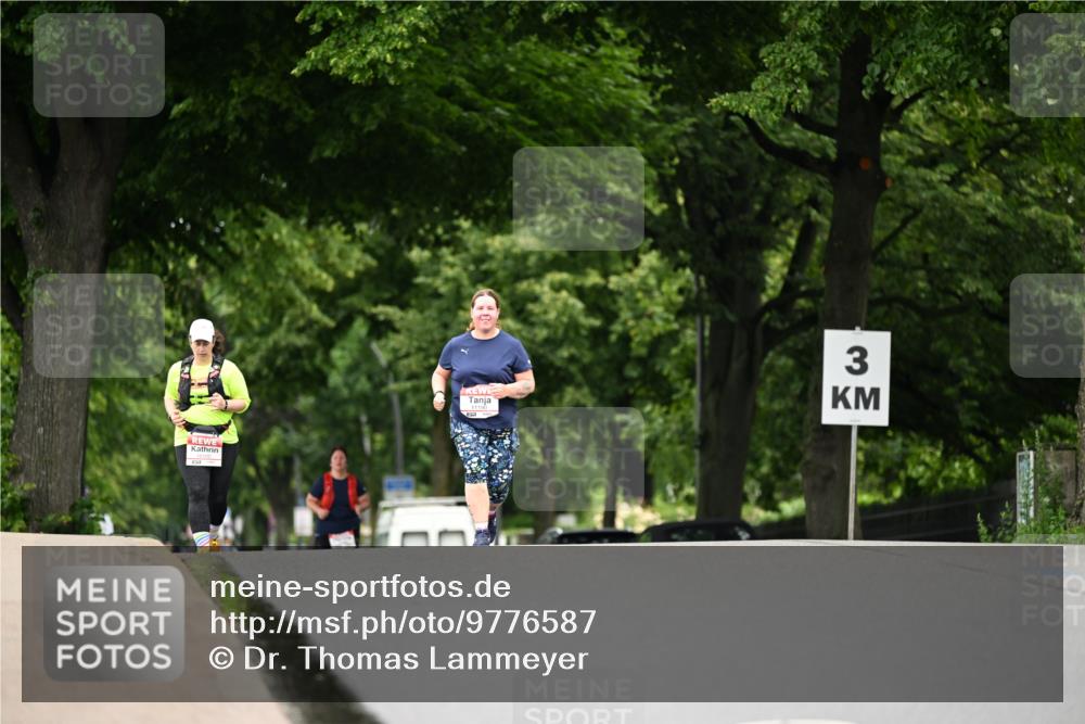 14.06.2026 - REWE Women's Run Dr. Thomas Lammeyer http://msf.ph/oto/9776587 14.06.2026 10:03:39 Laufen 3 meine-sportfotos.de