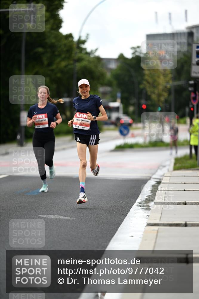 14.06.2026 - REWE Women's Run Dr. Thomas Lammeyer http://msf.ph/oto/9777042 14.06.2026 10:39:23 Laufen 5007, 51 meine-sportfotos.de