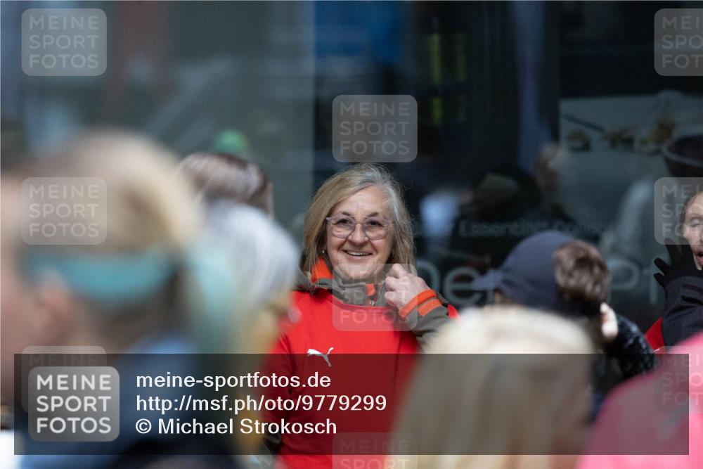 14.06.2026 - REWE Women's Run Michael Strokosch http://msf.ph/oto/9779299 14.06.2026 08:15:56 Laufen  meine-sportfotos.de