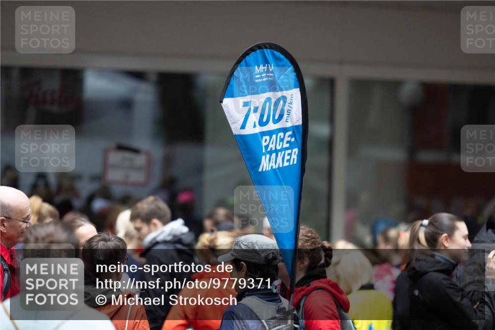 14.06.2026 - REWE Women's Run Michael Strokosch http://msf.ph/oto/9779371 14.06.2026 08:21:51 Laufen 7, 00 meine-sportfotos.de