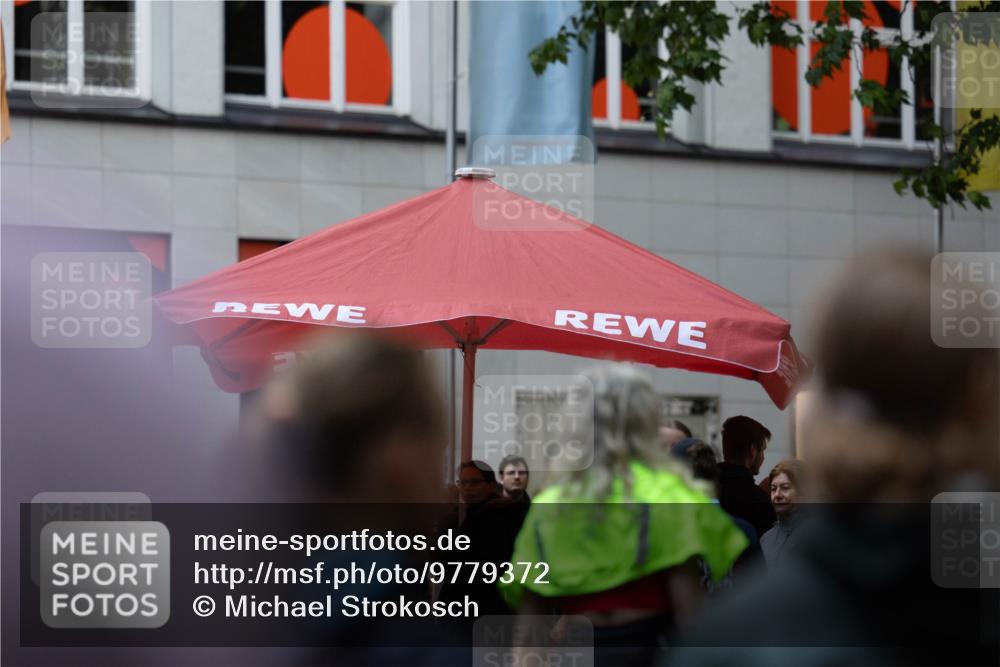 14.06.2026 - REWE Women's Run Michael Strokosch http://msf.ph/oto/9779372 14.06.2026 08:25:42 Laufen  meine-sportfotos.de