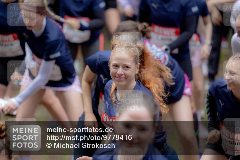 14.06.2026 - REWE Women's Run Michael Strokosch http://msf.ph/oto/9779416 14.06.2026 08:31:54 Laufen 1463, 71 meine-sportfotos.de