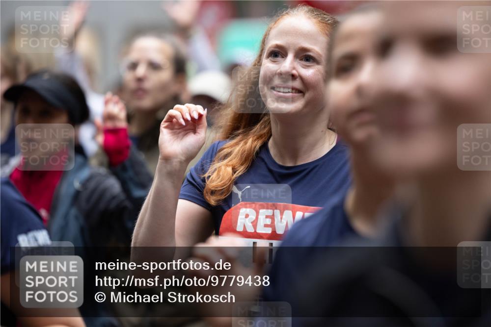 14.06.2026 - REWE Women's Run Michael Strokosch http://msf.ph/oto/9779438 14.06.2026 08:32:29 Laufen 11 meine-sportfotos.de