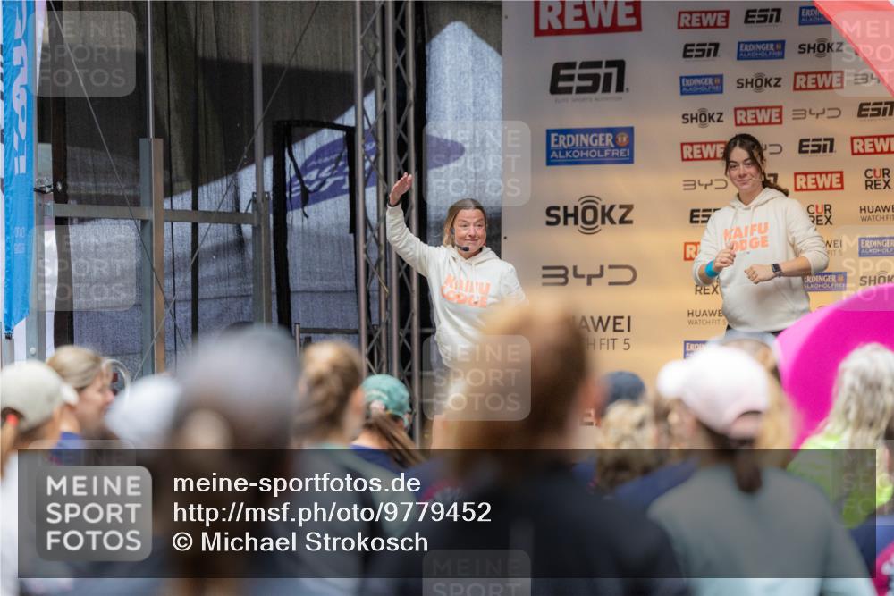 14.06.2026 - REWE Women's Run Michael Strokosch http://msf.ph/oto/9779452 14.06.2026 08:33:37 Laufen 51, 7, 34, 34, 5, 5, 5 meine-sportfotos.de