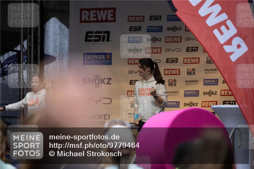 14.06.2026 - REWE Women's Run Michael Strokosch http://msf.ph/oto/9779464 14.06.2026 08:33:43 Laufen 34, 34, 34, 5, 5, 5 meine-sportfotos.de