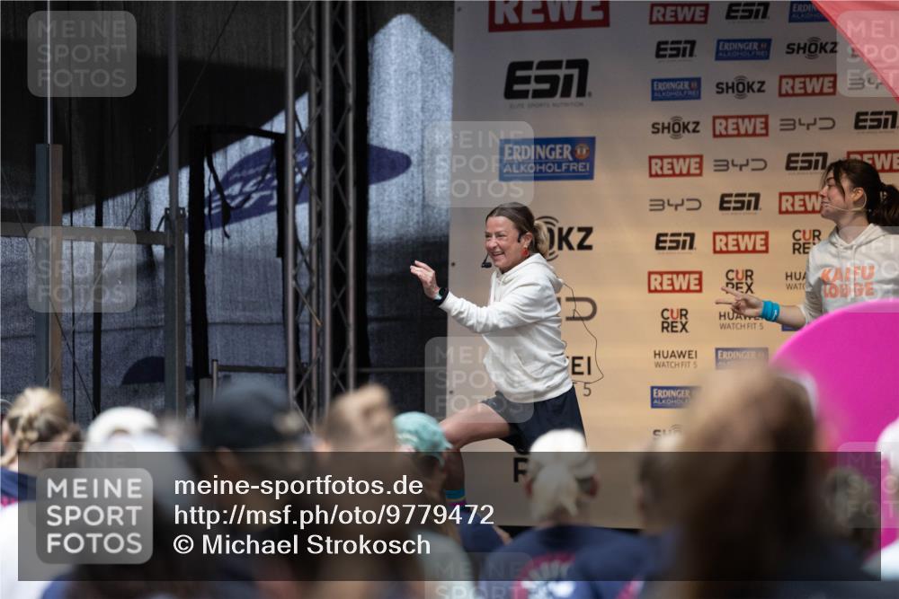 14.06.2026 - REWE Women's Run Michael Strokosch http://msf.ph/oto/9779472 14.06.2026 08:33:46 Laufen 7, 34, 3, 5, 5, 5 meine-sportfotos.de