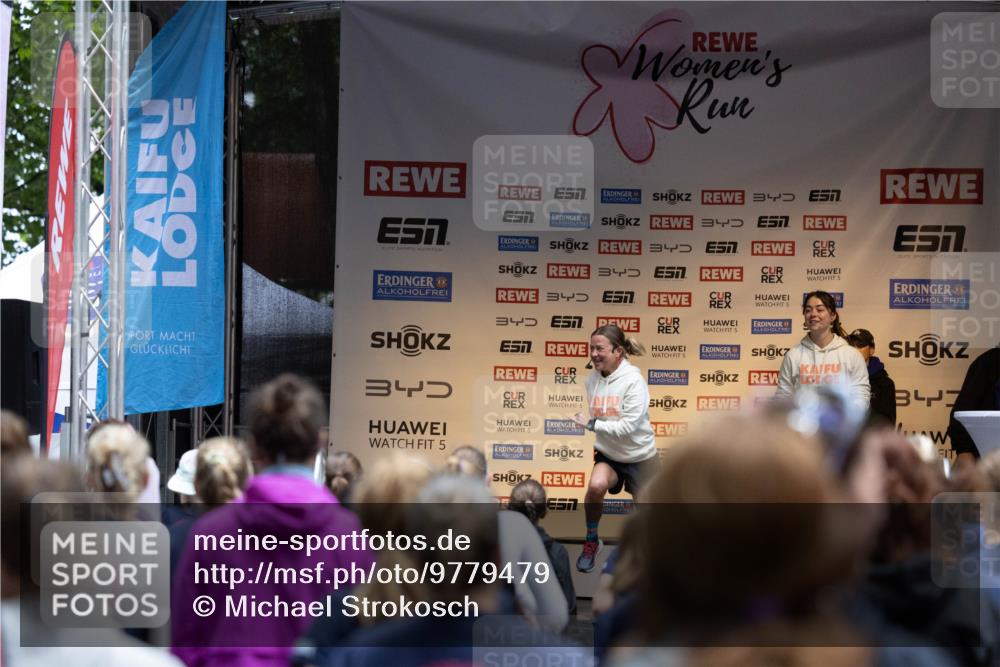 14.06.2026 - REWE Women's Run Michael Strokosch http://msf.ph/oto/9779479 14.06.2026 08:33:59 Laufen 191, 3, 34, 5, 5, 5, 5, 7, 3, 5, 5, 5, 347 meine-sportfotos.de