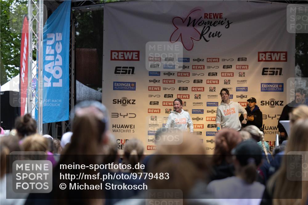 14.06.2026 - REWE Women's Run Michael Strokosch http://msf.ph/oto/9779483 14.06.2026 08:34:00 Laufen 3, 3, 34, 3, 5, 5, 34, 5, 5, 5, 34, 3427 meine-sportfotos.de