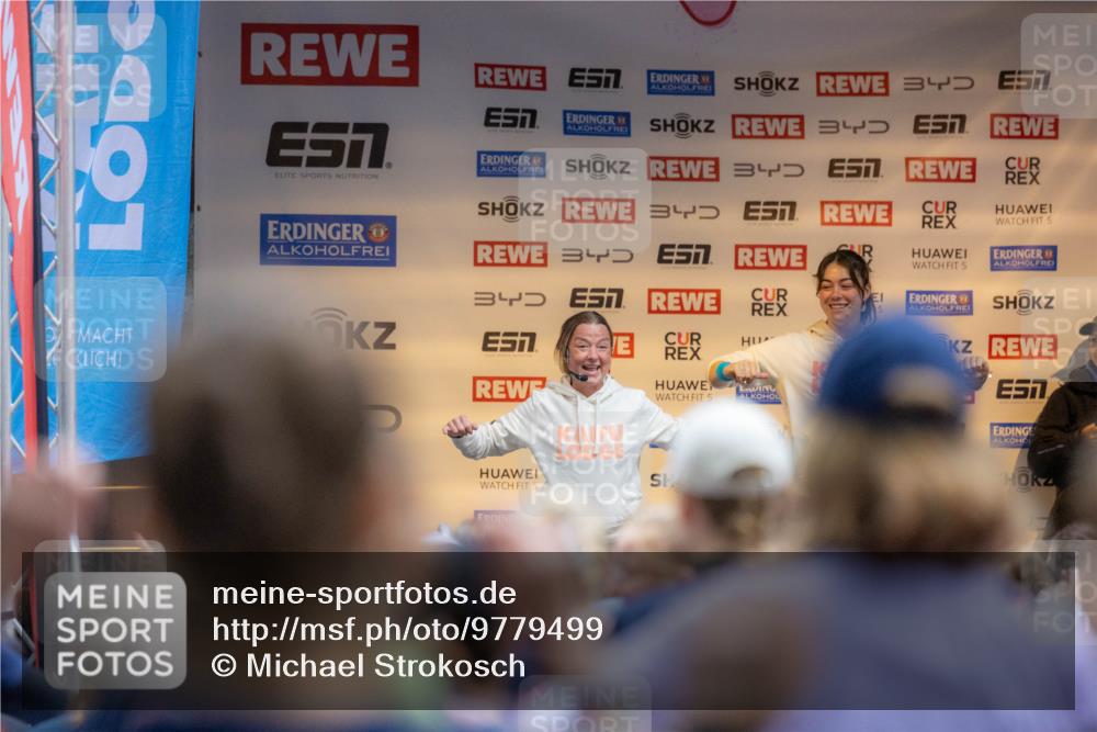14.06.2026 - REWE Women's Run Michael Strokosch http://msf.ph/oto/9779499 14.06.2026 08:34:17 Laufen 3, 3, 5, 5, 5, 5 meine-sportfotos.de