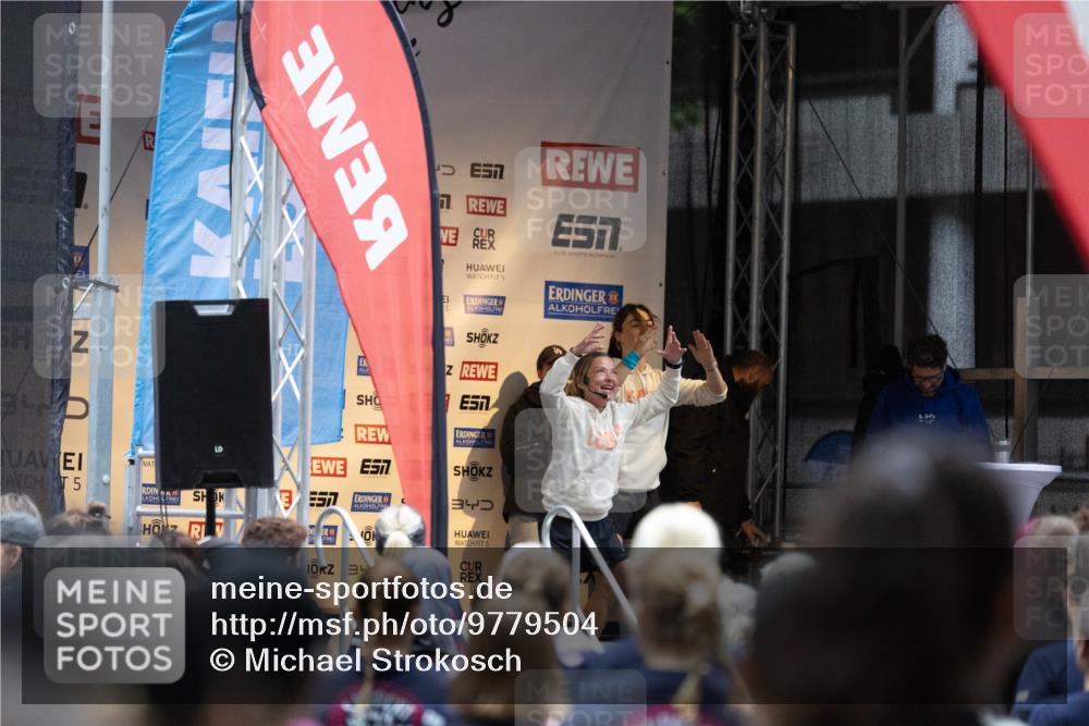 14.06.2026 - REWE Women's Run Michael Strokosch http://msf.ph/oto/9779504 14.06.2026 08:34:52 Laufen 5, 1, 5, 5, 7, 57, 3, 4, 5 meine-sportfotos.de