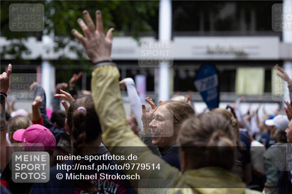 14.06.2026 - REWE Women's Run Michael Strokosch http://msf.ph/oto/9779514 14.06.2026 08:36:16 Laufen  meine-sportfotos.de