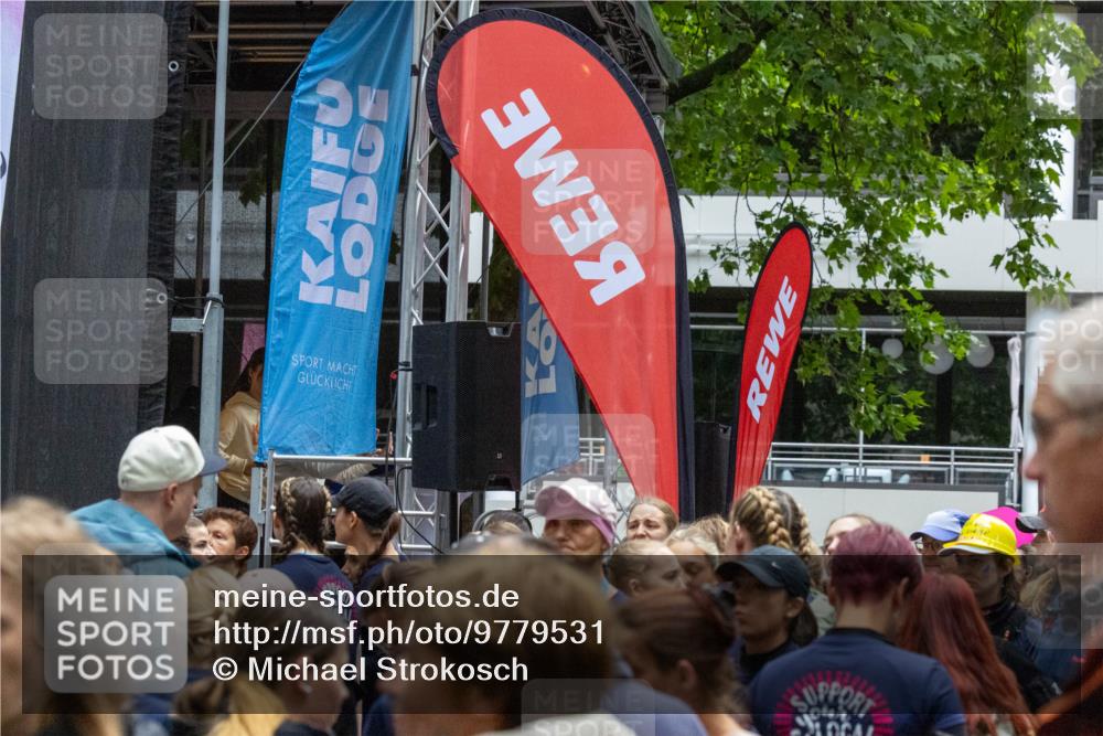 14.06.2026 - REWE Women's Run Michael Strokosch http://msf.ph/oto/9779531 14.06.2026 08:37:32 Laufen  meine-sportfotos.de