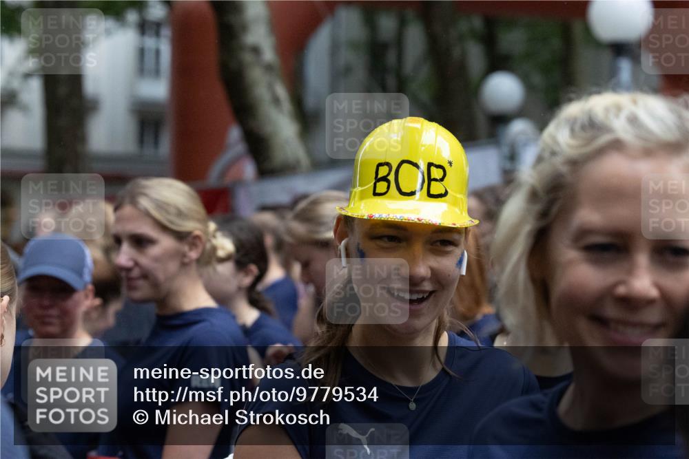14.06.2026 - REWE Women's Run Michael Strokosch http://msf.ph/oto/9779534 14.06.2026 08:38:01 Laufen  meine-sportfotos.de