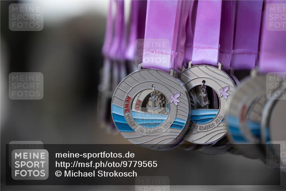 14.06.2026 - REWE Women's Run Michael Strokosch http://msf.ph/oto/9779565 14.06.2026 08:45:27 Laufen 9202, 2026 meine-sportfotos.de