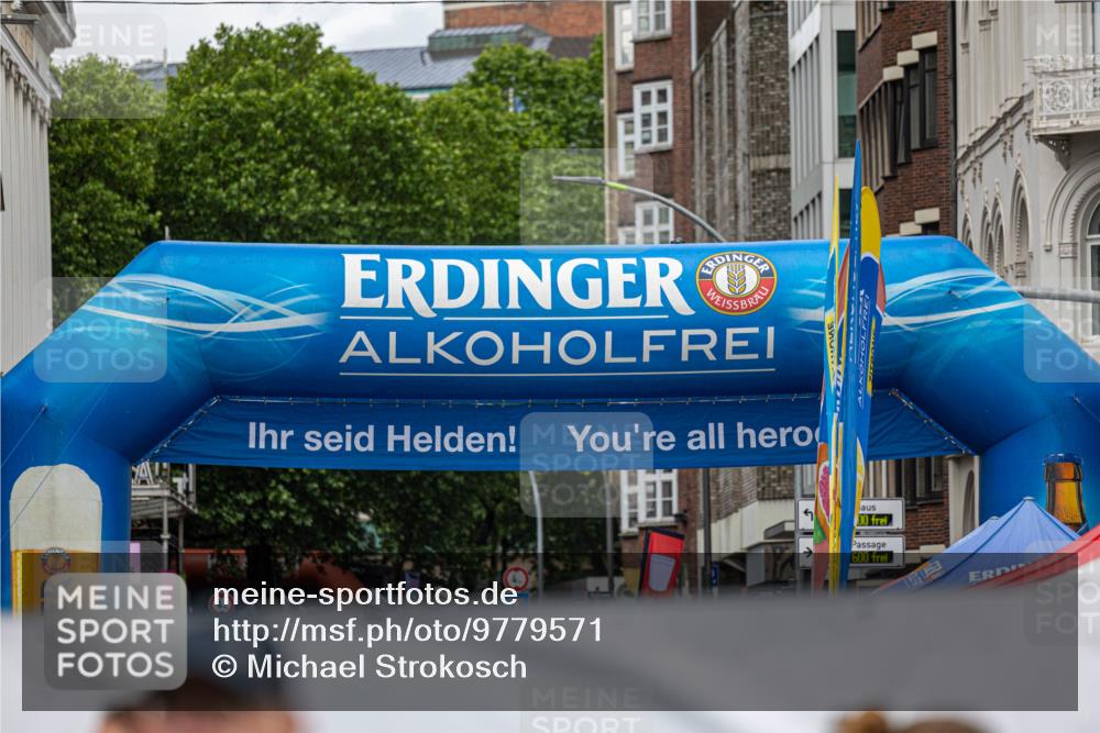 14.06.2026 - REWE Women's Run Michael Strokosch http://msf.ph/oto/9779571 14.06.2026 08:47:10 Laufen 00, 600, 190 meine-sportfotos.de
