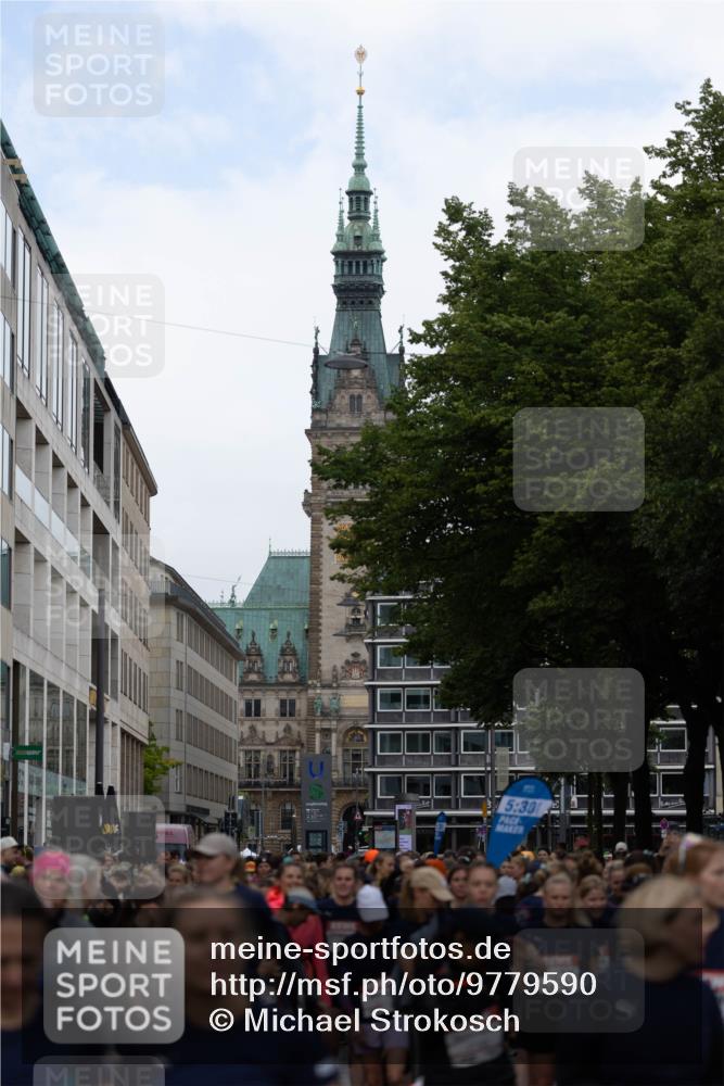 14.06.2026 - REWE Women's Run Michael Strokosch http://msf.ph/oto/9779590 14.06.2026 08:49:06 Laufen 5, 30 meine-sportfotos.de