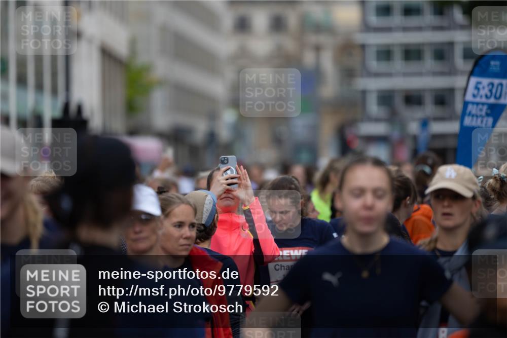 14.06.2026 - REWE Women's Run Michael Strokosch http://msf.ph/oto/9779592 14.06.2026 08:49:26 Laufen 5, 30 meine-sportfotos.de
