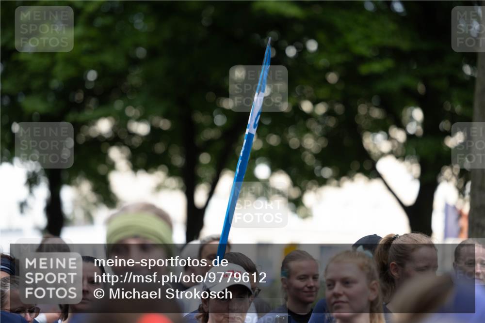 14.06.2026 - REWE Women's Run Michael Strokosch http://msf.ph/oto/9779612 14.06.2026 08:50:29 Laufen  meine-sportfotos.de