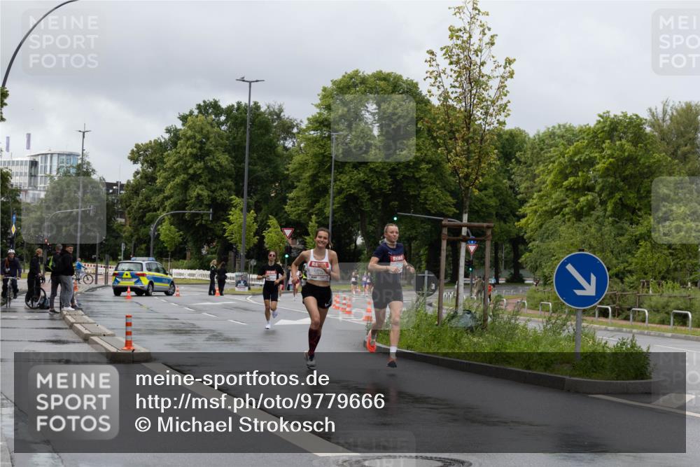 14.06.2026 - REWE Women's Run Michael Strokosch http://msf.ph/oto/9779666 14.06.2026 09:08:13 Laufen 11517 meine-sportfotos.de