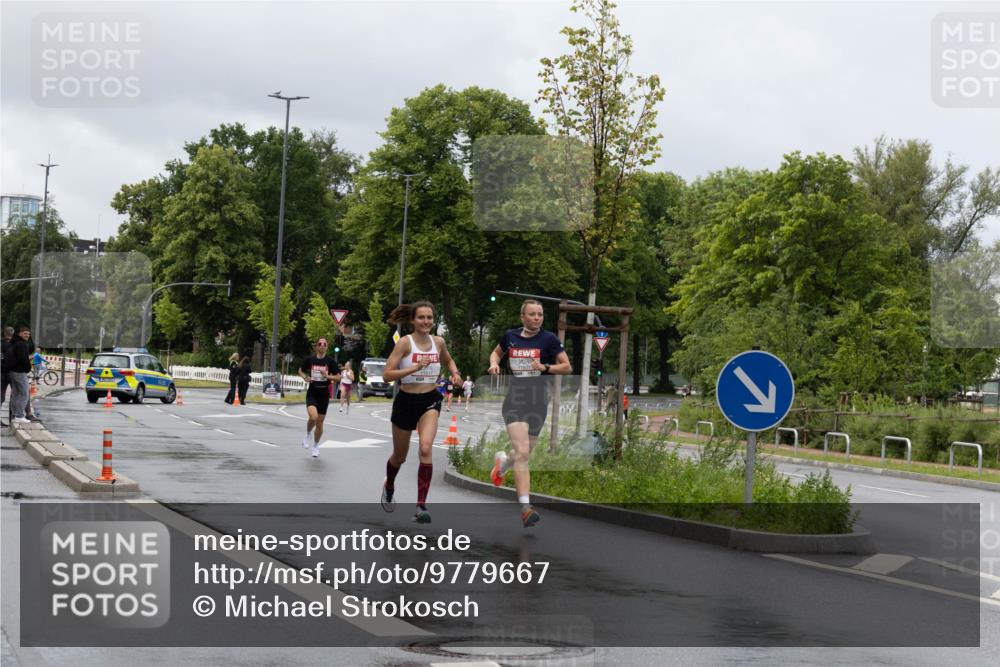 14.06.2026 - REWE Women's Run Michael Strokosch http://msf.ph/oto/9779667 14.06.2026 09:08:13 Laufen 7 meine-sportfotos.de