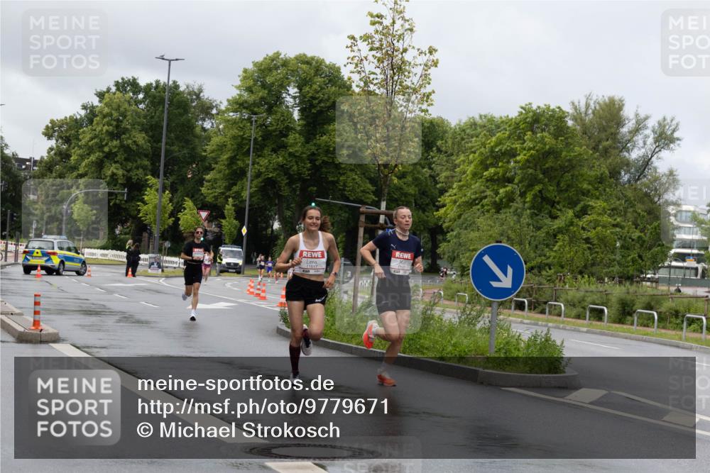 14.06.2026 - REWE Women's Run Michael Strokosch http://msf.ph/oto/9779671 14.06.2026 09:08:14 Laufen  meine-sportfotos.de