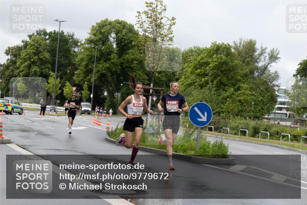 14.06.2026 - REWE Women's Run Michael Strokosch http://msf.ph/oto/9779672 14.06.2026 09:08:14 Laufen 11517 meine-sportfotos.de