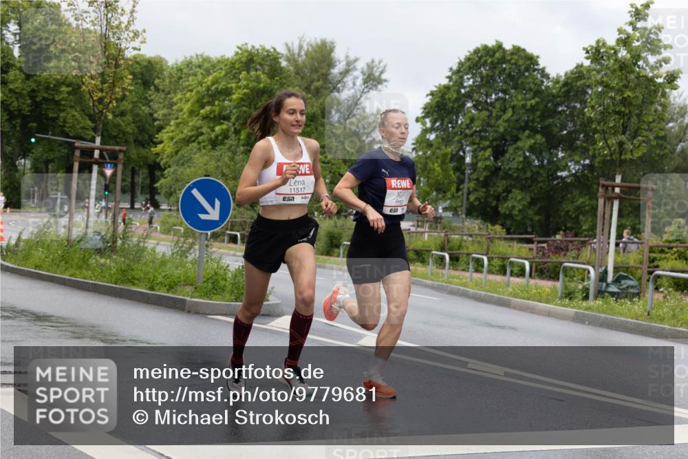 14.06.2026 - REWE Women's Run Michael Strokosch http://msf.ph/oto/9779681 14.06.2026 09:08:15 Laufen 11517, 11507 meine-sportfotos.de